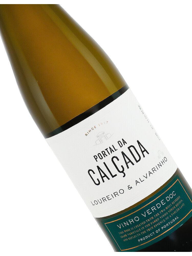Adega do Salvador Portal Da Calcada Vinho Verde 750ML U
