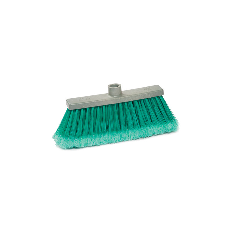 Kika Broom