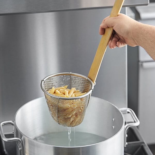 Thunder Group Excellante Noodle Skimmer 5 1/2 X 4 1/4 Comes In Each