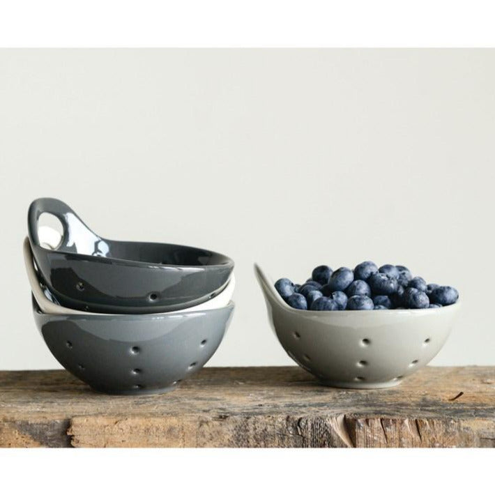 Round Stoneware Berry Bowl