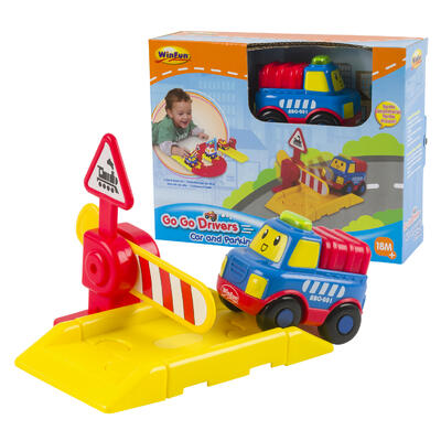 WinFun Truck And Parking Gate Playset