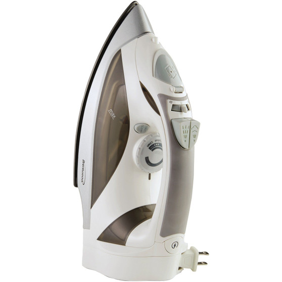 Brentwood Steam Iron With Retractable Cord - White