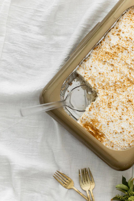 Fancy Panz 9x13 Cake Pan, Gold Glitter Swirl