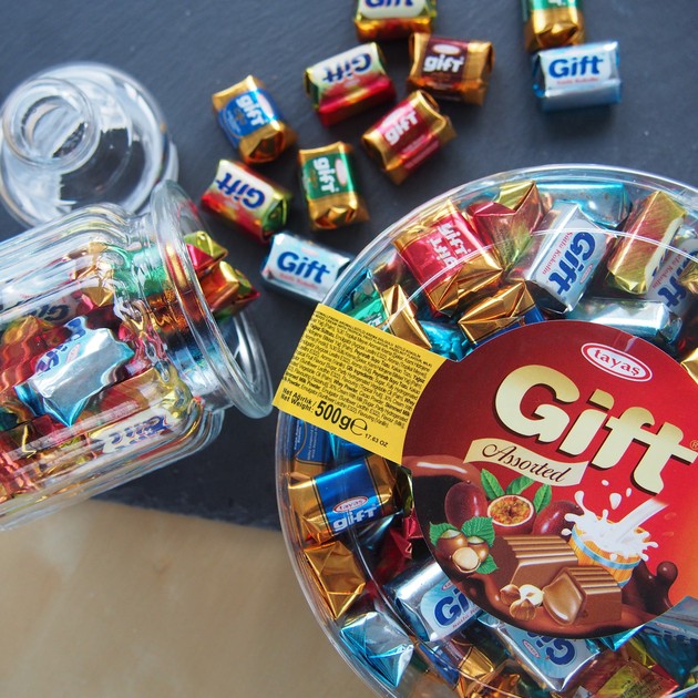 Tayas Gift Assorted CHOCOLATES Flavour 500g