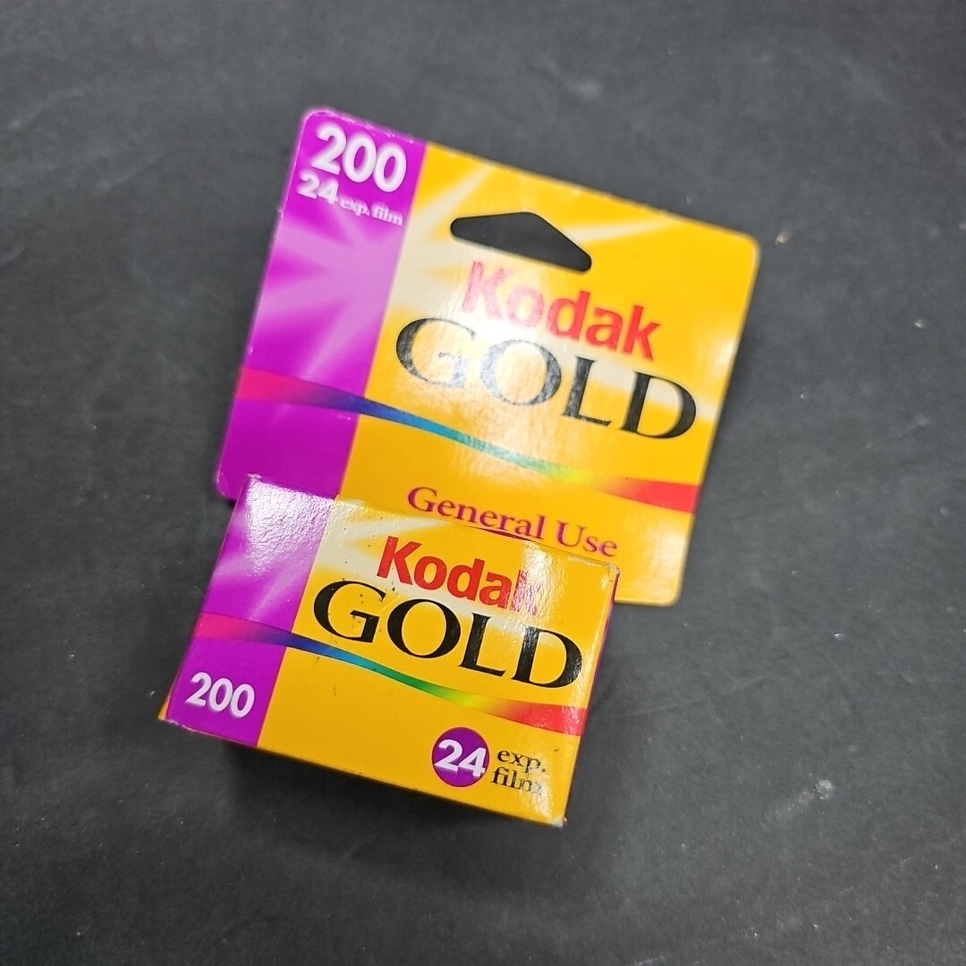 Kodak 1 Roll Sealed Box Gold 200 24 Exposures Print Film Expired 12/2000